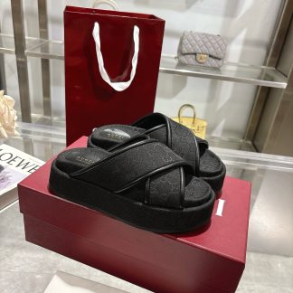 Gucci Women's New GG Cross-over Platform Sandals