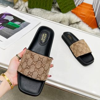 Gucci women's flat slippers