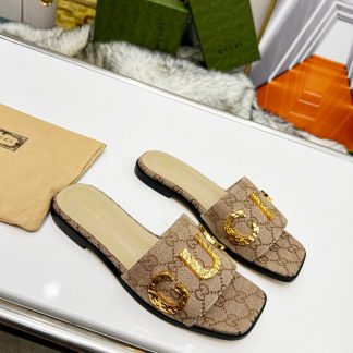 Gucci women's flat slippers