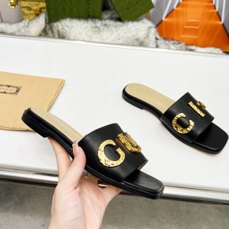 Gucci women's flat slippers