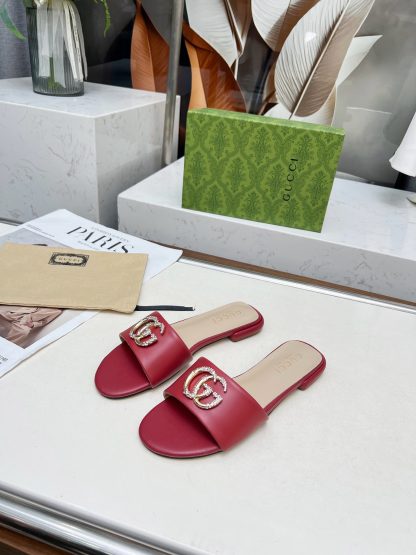 Gucci women's flat slippers
