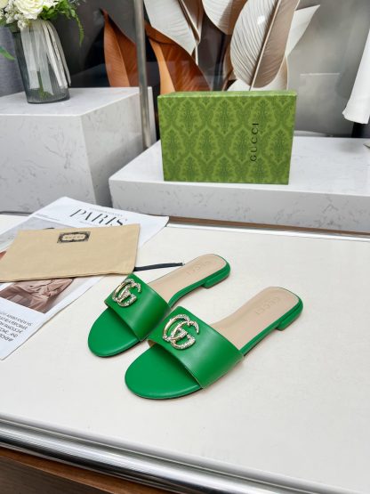 Gucci women's flat slippers