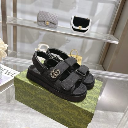 Gucci Double G women's sandals