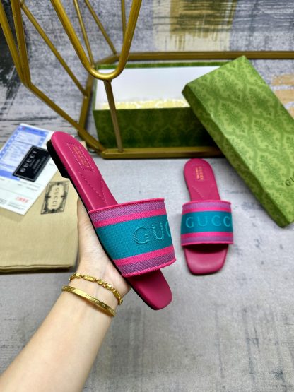 Gucci's latest hot-selling slippers - Image 2