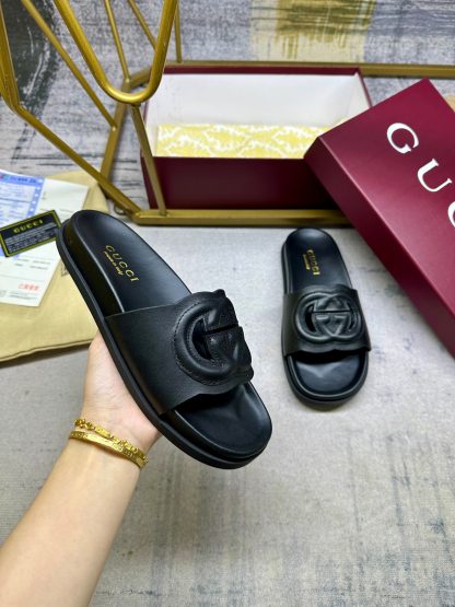 Gucci's latest hot-selling slippers - Image 2