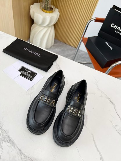 Chanel autumn and winter black lightweight and comfortable loafers thick sole 6cm