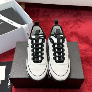 Chanel white and black men and women couple style mixed craftsmanship embroidery style versatile casual sports shoes