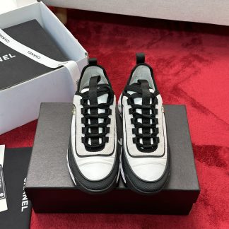 Chanel classic black and white all-match casual sneakers for men and women
