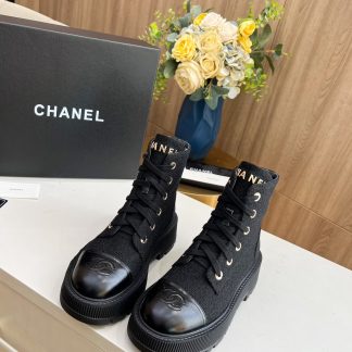 Chanel autumn and winter new black strap design non-slip boots