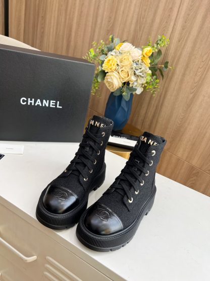 Chanel autumn and winter new black strap design non-slip boots