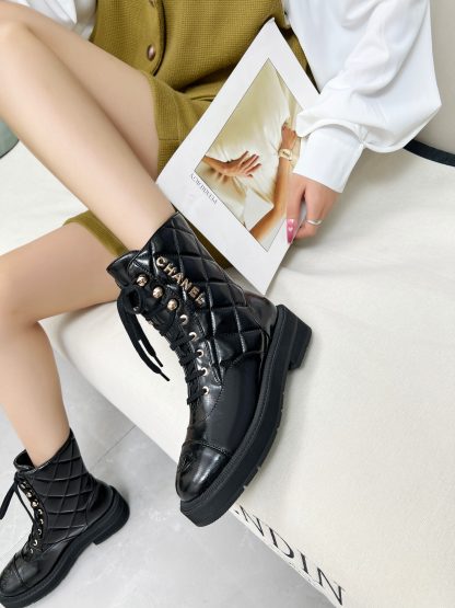 Chanel black autumn and winter new electric show diamond style boots