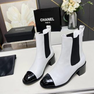 Chanel Fall/Winter White Trendy Boots