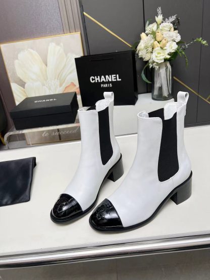 Chanel Fall/Winter White Trendy Boots