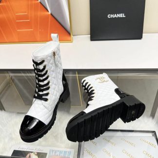 Chanel's white autumn and winter main season hit Martin boots worth buying