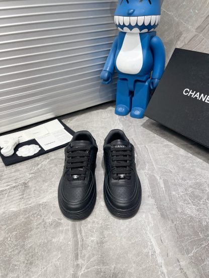 Chanel Spring and Summer Ultra High Quality Black Fashionable Casual Sports Sneakers