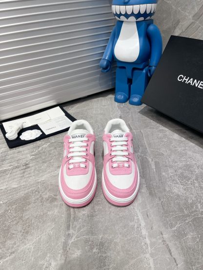 Chanel Spring and Summer Ultra High Quality Light Pink Fashionable Casual Sports Sneakers