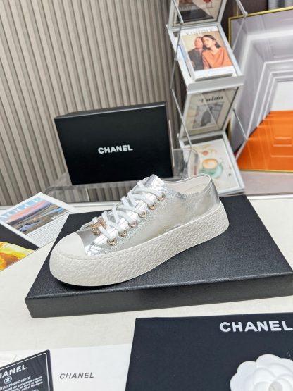 Chanel high-end custom silver classic comfortable casual shoes