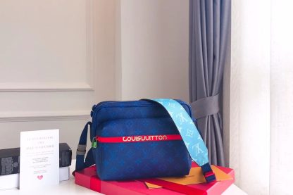 Louis Vuitton MESSENGER Small Messenger Bag