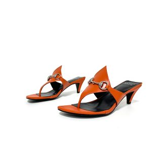 Gucci Spring and Summer Square Toe Flip Flops Classic Buckle Series