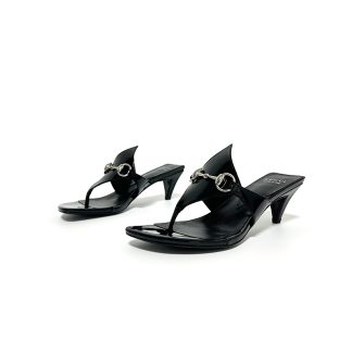 Gucci Spring and Summer Square Toe Flip Flops Classic Buckle Series