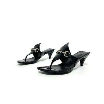 Gucci Spring and Summer Square Toe Flip Flops Classic Buckle Series