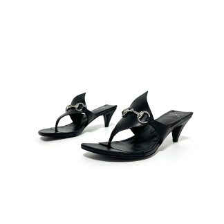 Gucci Spring and Summer Square Toe Flip Flops Classic Buckle Series
