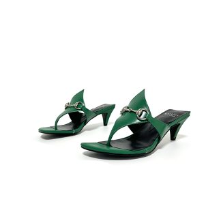 Gucci Spring and Summer Square Toe Flip Flops Classic Buckle Series