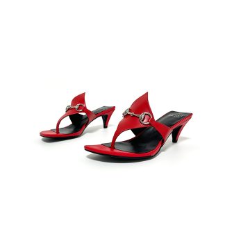 Gucci Spring and Summer Square Toe Flip Flops Classic Buckle Series