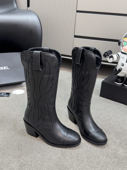 Chanel's black autumn and winter main season boots worth adding to your wardrobe