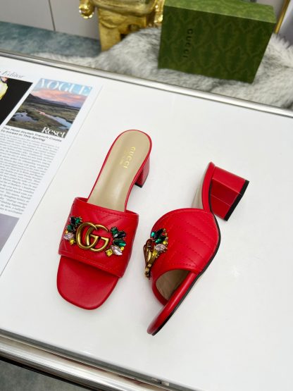 Gucci spring and summer new GG rhinestone buckle round toe thick heel slippers