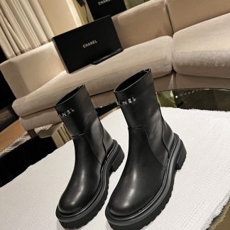 Chanel autumn and winter new black simple fashion boots