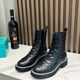 Chanel Paris catwalk latest black comfortable boots