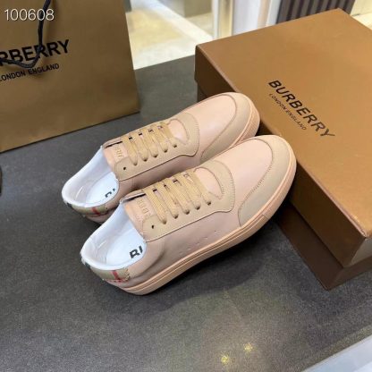 Burberry low-top sneakers