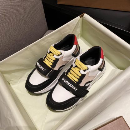 Burberry thick-soled sports shoes