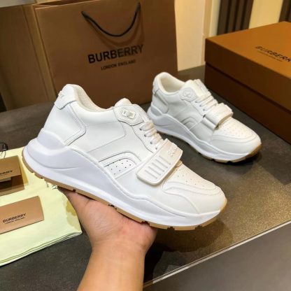 Burberry thick-soled sports shoes - Image 2