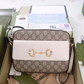 Gucci classic modern stylish crossbody bag