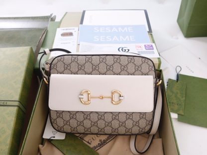 Gucci classic modern stylish crossbody bag