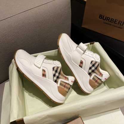 Burberry thick-soled sports shoes - Image 2