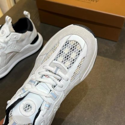 Burberry thick-soled sports shoes - Image 2
