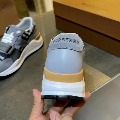 Burberry thick-soled sports shoes - Image 2