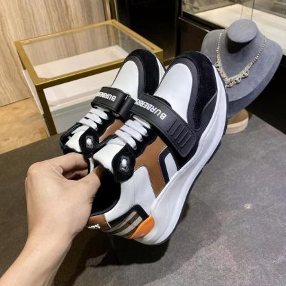 Burberry thick-soled sports shoes - Image 2