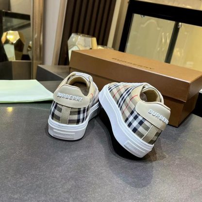 Burberry Classic Low-Top Sneaker - Image 2