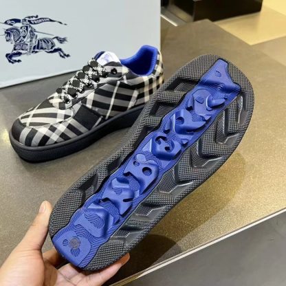Burberry Classic Casual Sneakers - Image 2