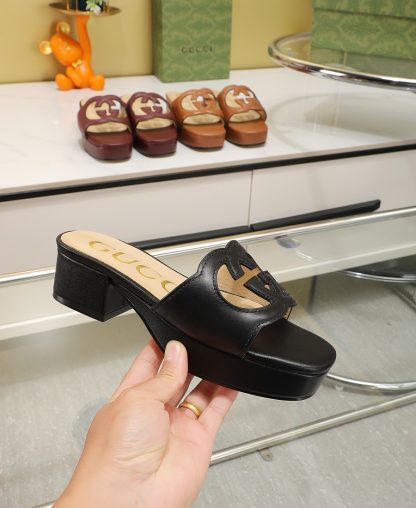 Gucci platform slippers - Image 2