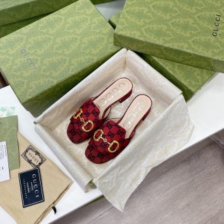Gucci horsebit shallow design with square toe and three-dimensional square heel slippers