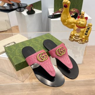 Gucci women's flat slippers