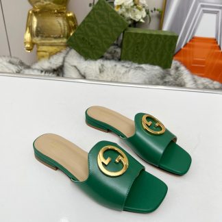 Gucci flat slippers