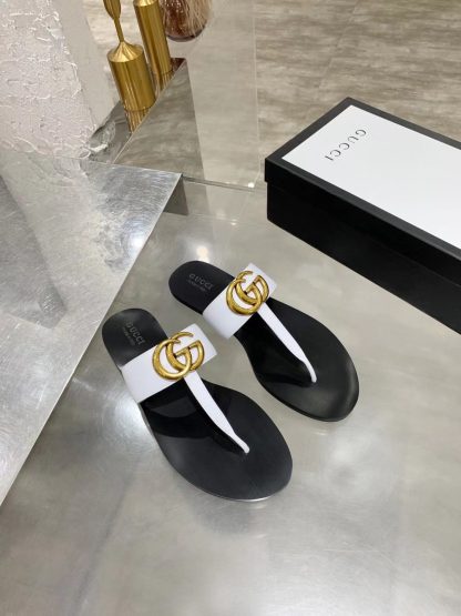 Gucci Double G buckle ribbon square toe flat slides - Image 2