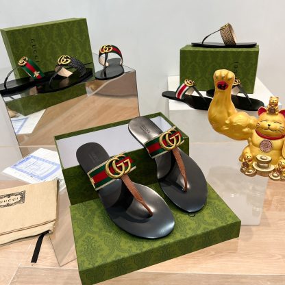 Gucci Double G buckle ribbon square toe flat slides - Image 2