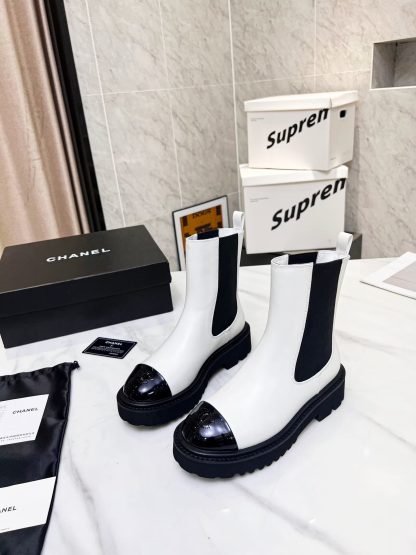 Chanel double-sided elastic design convenient leather white boots